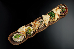 NEW Ассорти заморских закусок