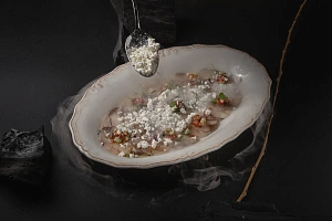 Строганина из провесной скумбрии